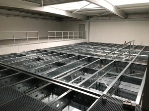 Lagerbuehne fuer Autohaus Schmidt in Soest