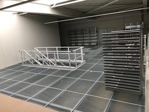 Lagerbuehne fuer Autohaus Schmidt in Soest