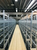 Reifenlagerregale von Aczent Lagertechnik zur Optimierung der Kommissionierzeit Reifenlagerregale von Aczent Lagertechnik zur Optimierung der Kommissionierzeit